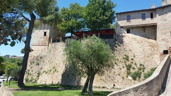 Castello di Montegridolfo